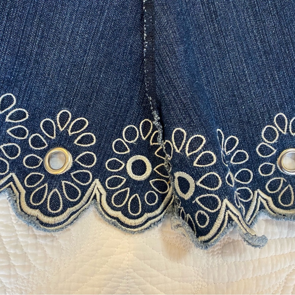 Y2K Blue Denim Midi Skirt with Scalloped Eyelet Hem - Picture 3 of 5